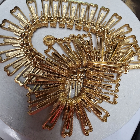 Monet Necklace 1960's - Picture 3 of 5